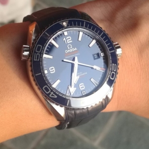 Omega Seamaster Planet Ocean 600M - 215.33.44.21.03.001