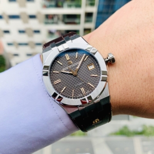 Maurice Lacroix Aikon Automatic 39 MM - AI6007-SS001-331-1