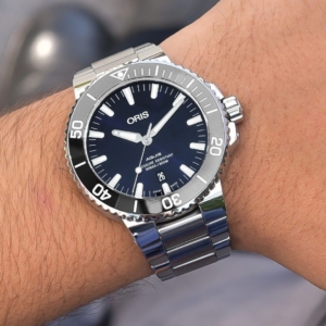 ORIS Aquis Small Second, Date - 01 743 7733 4135-07 8 24 05PEB