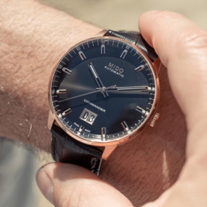 MIDO Commander Big Date - M021.626.36.051.00
