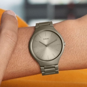 RADO True Thinline Les Couleurs; Le Corbusier Grey brown natural umber 32141 - R27098682