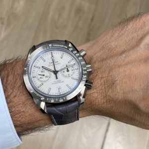 Omega Seamaster Dark Side Of The Moon - 311.93.44.51.99.001