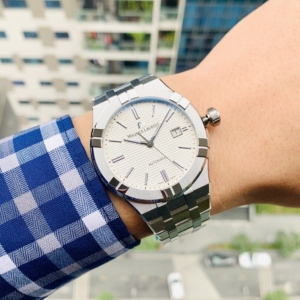 Maurice Lacroix Aikon Automatic 42mm - AI6008-SS00F-130-A