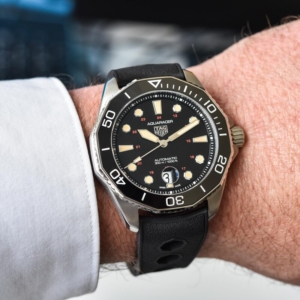 TAG Heuer Aquaracer Professional 300 Date
