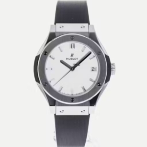 Hublot Classic Fusion Titanium 33 mm - 581.NX.2611.RX